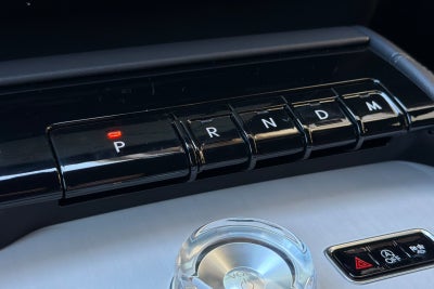 2027 Lincoln Navigator L Reserve