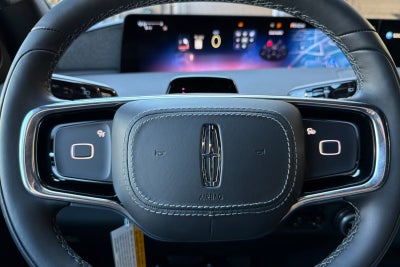 2027 Lincoln Navigator L Reserve