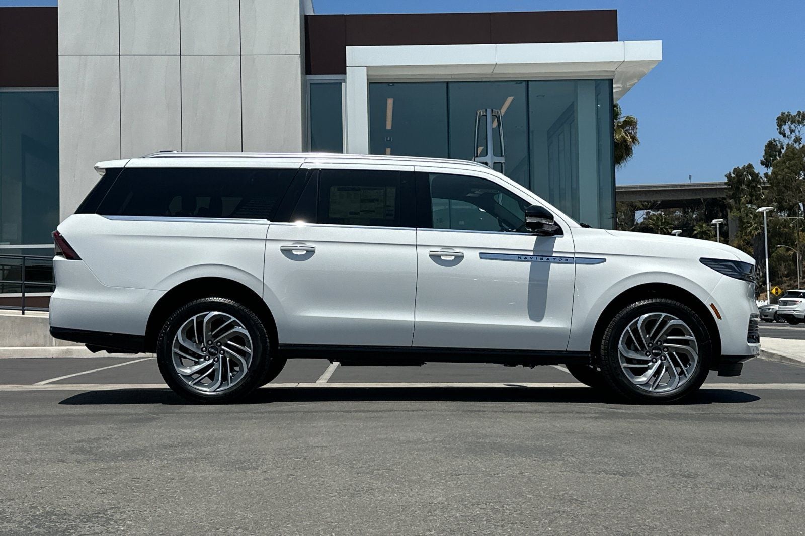 2026 Lincoln Navigator L Reserve