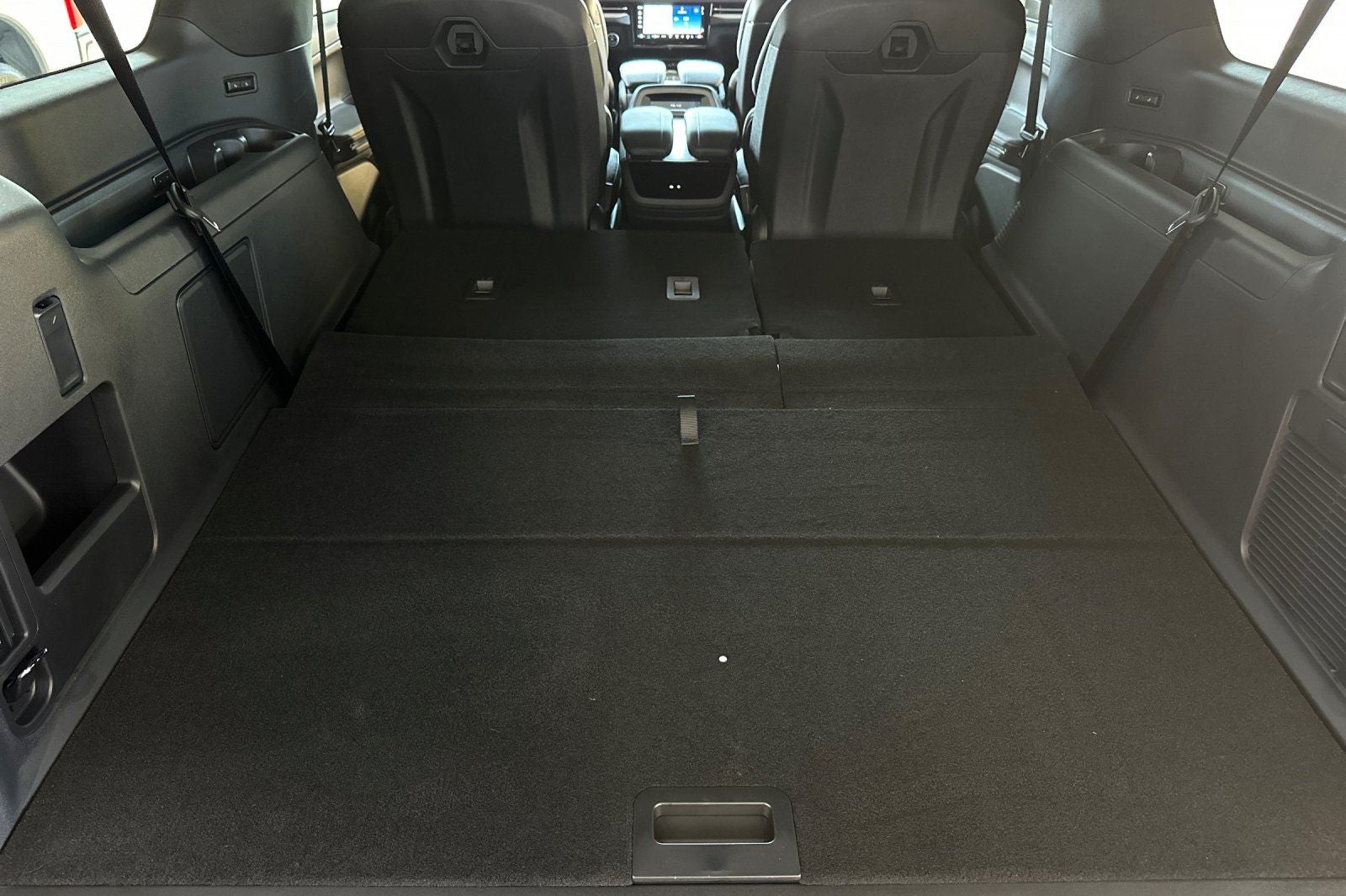 2027 Lincoln Navigator L Reserve