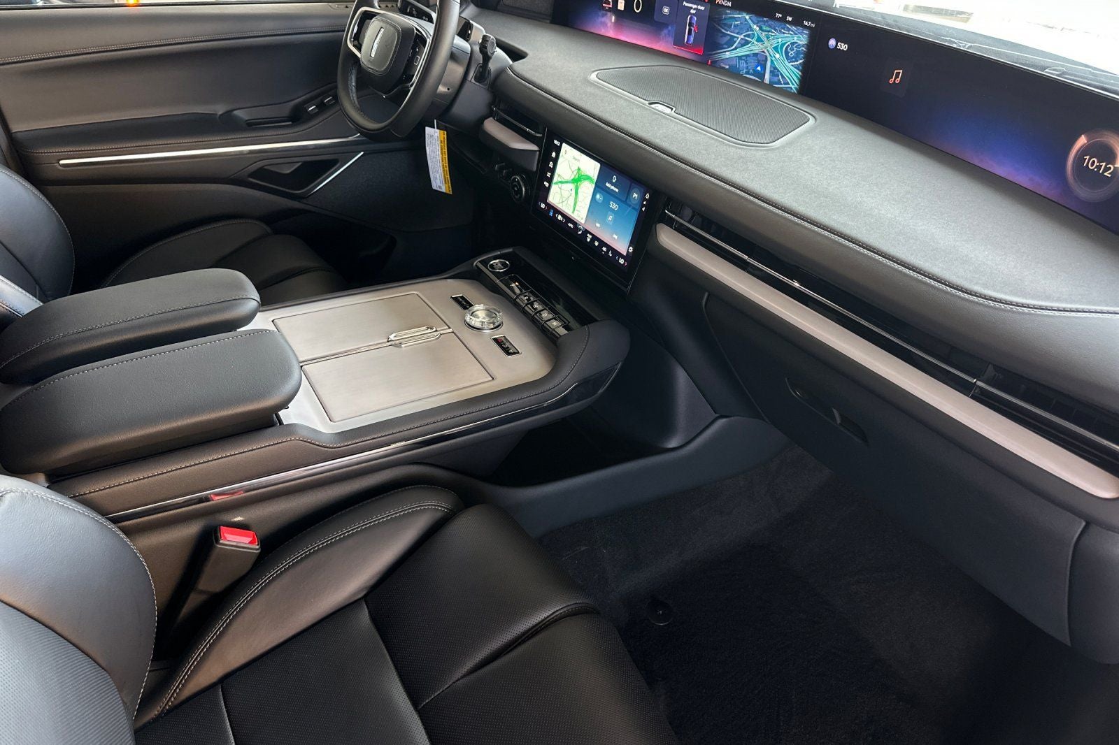 2027 Lincoln Navigator L Reserve
