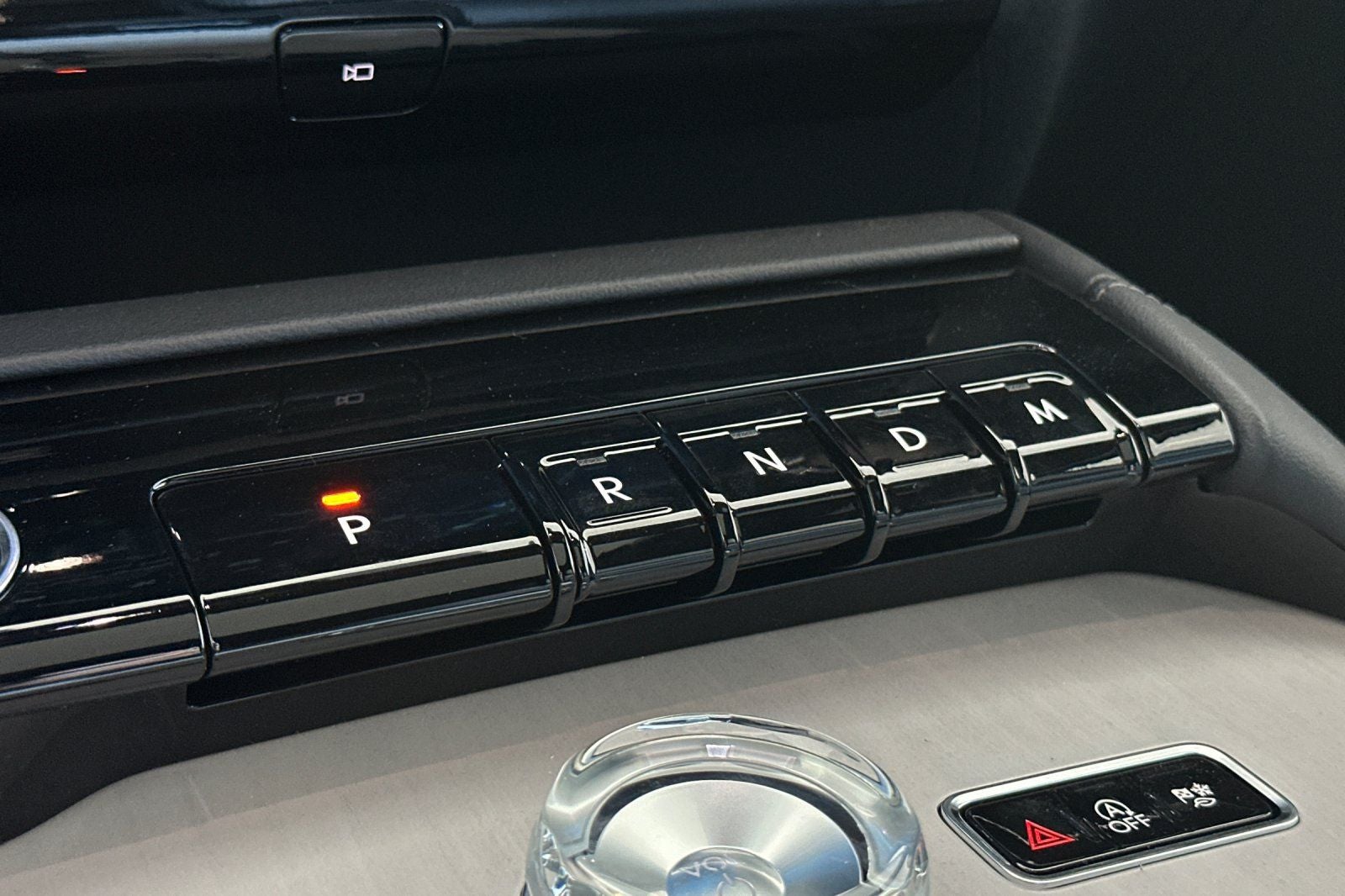 2027 Lincoln Navigator L Reserve
