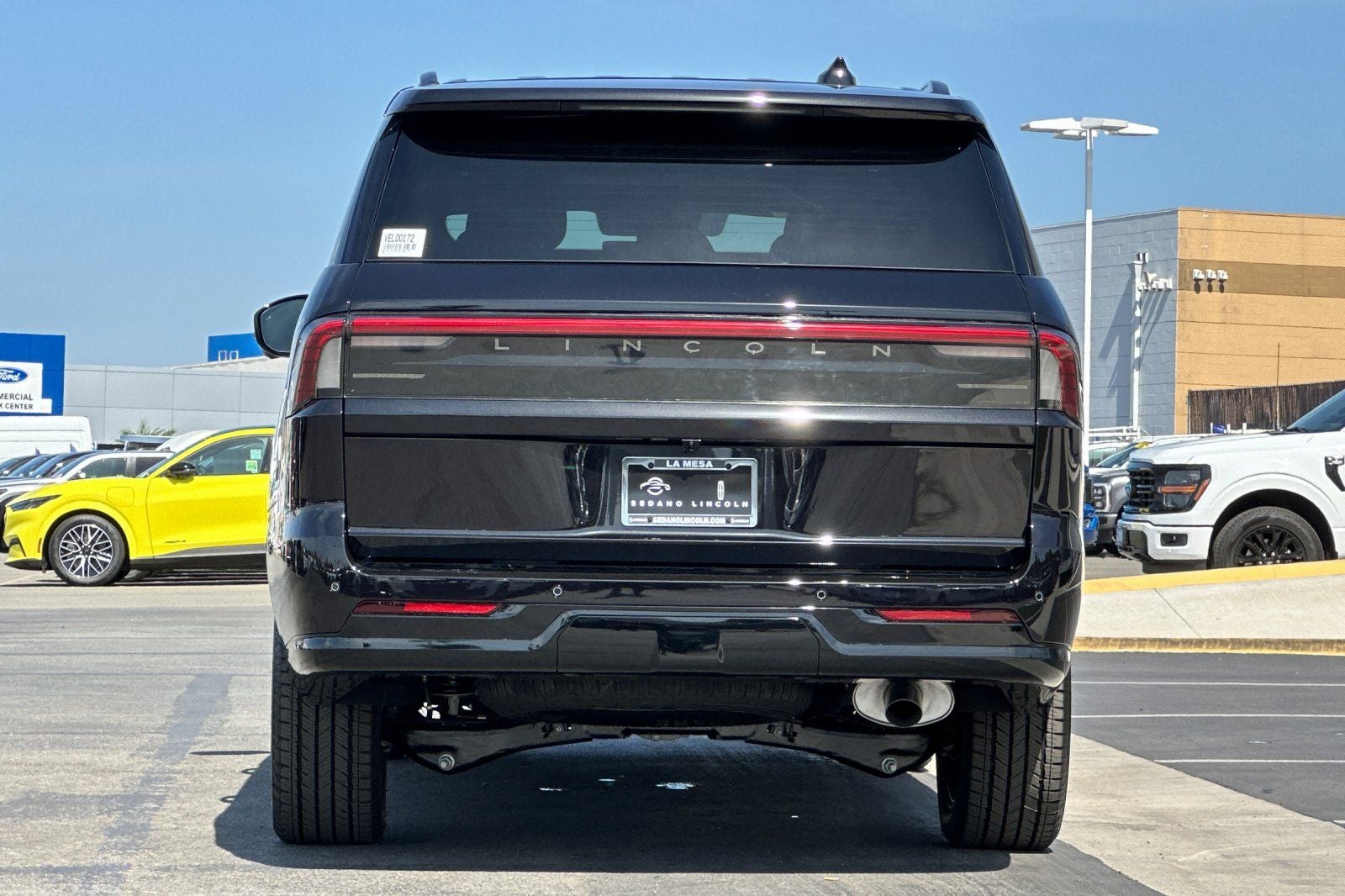 2027 Lincoln Navigator L Reserve
