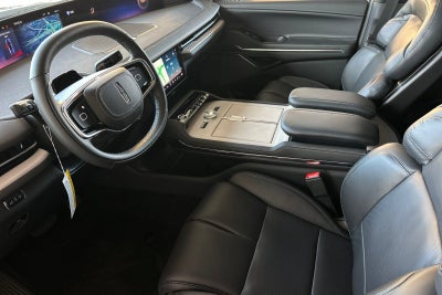 2027 Lincoln Navigator L Reserve