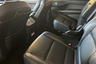 2027 Lincoln Navigator L Reserve