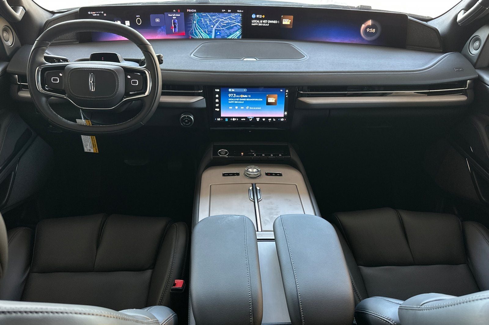2027 Lincoln Navigator L Reserve