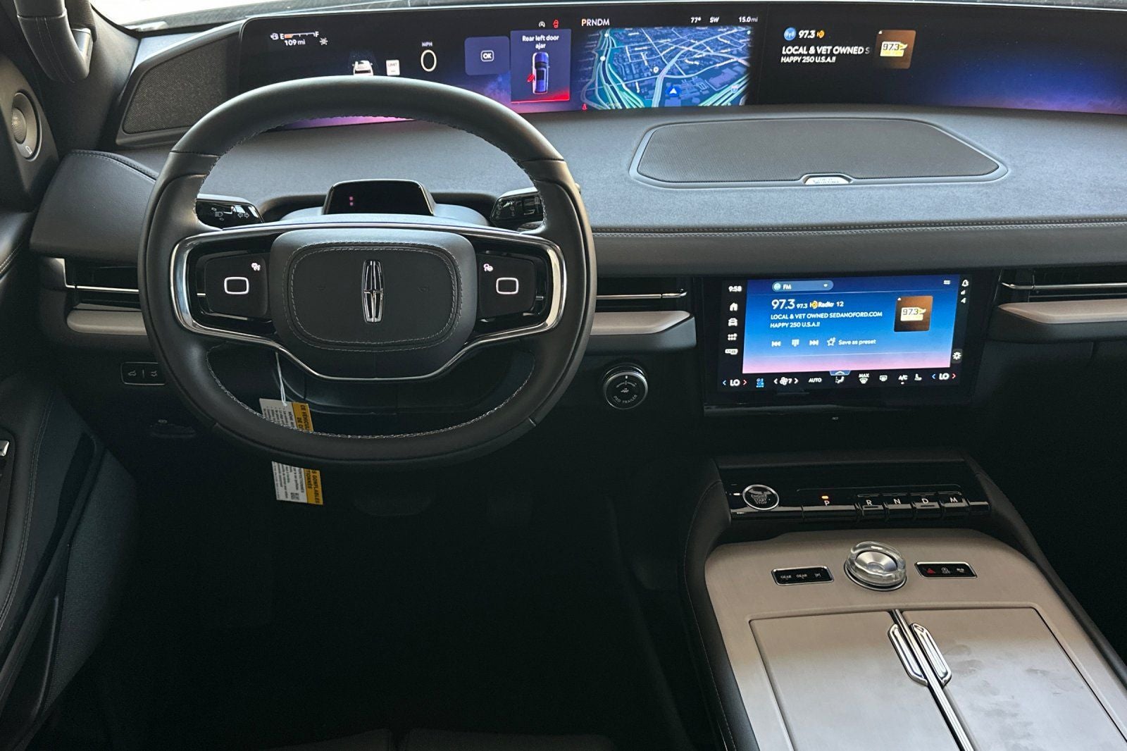 2027 Lincoln Navigator L Reserve