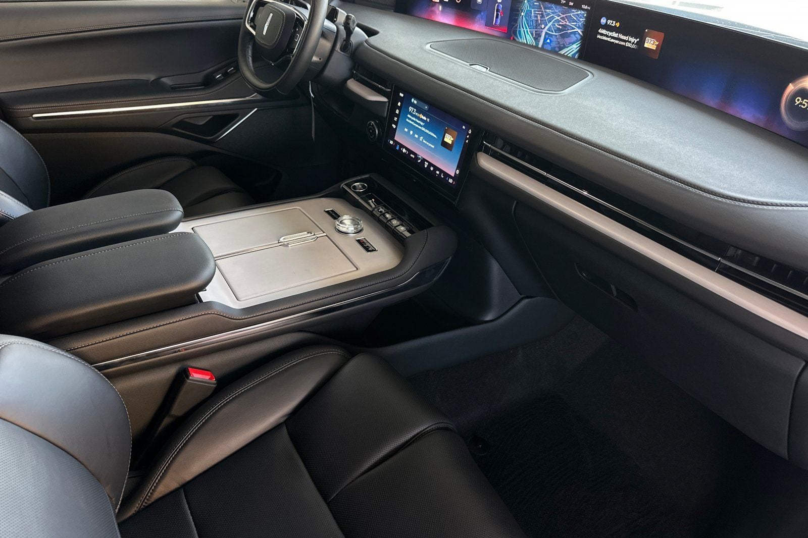 2027 Lincoln Navigator L Reserve