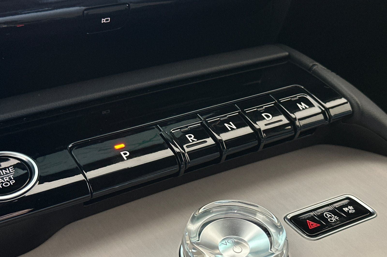 2027 Lincoln Navigator L Reserve