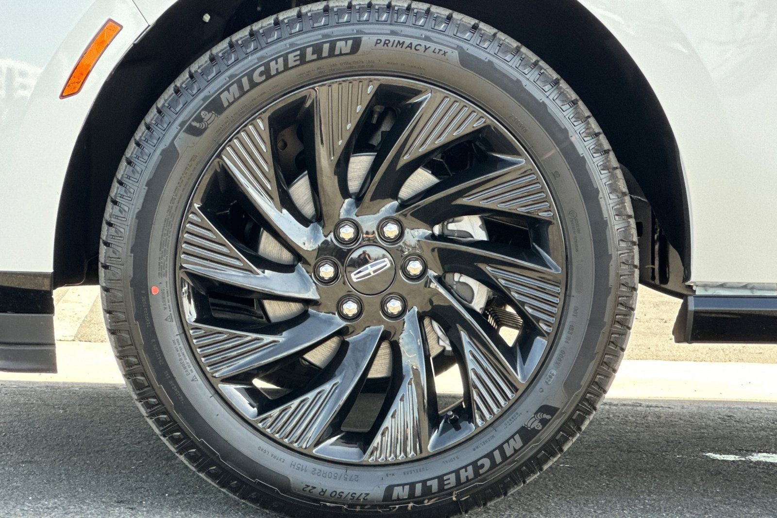 2027 Lincoln Navigator L Reserve