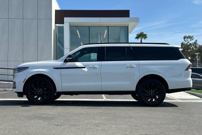 2027 Lincoln Navigator L Reserve