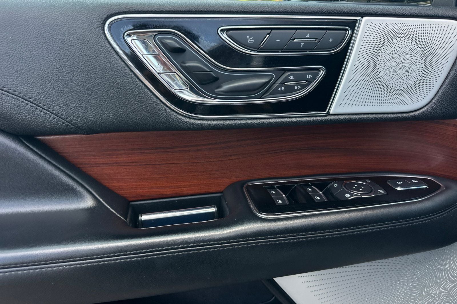 2021 Lincoln Navigator L Reserve