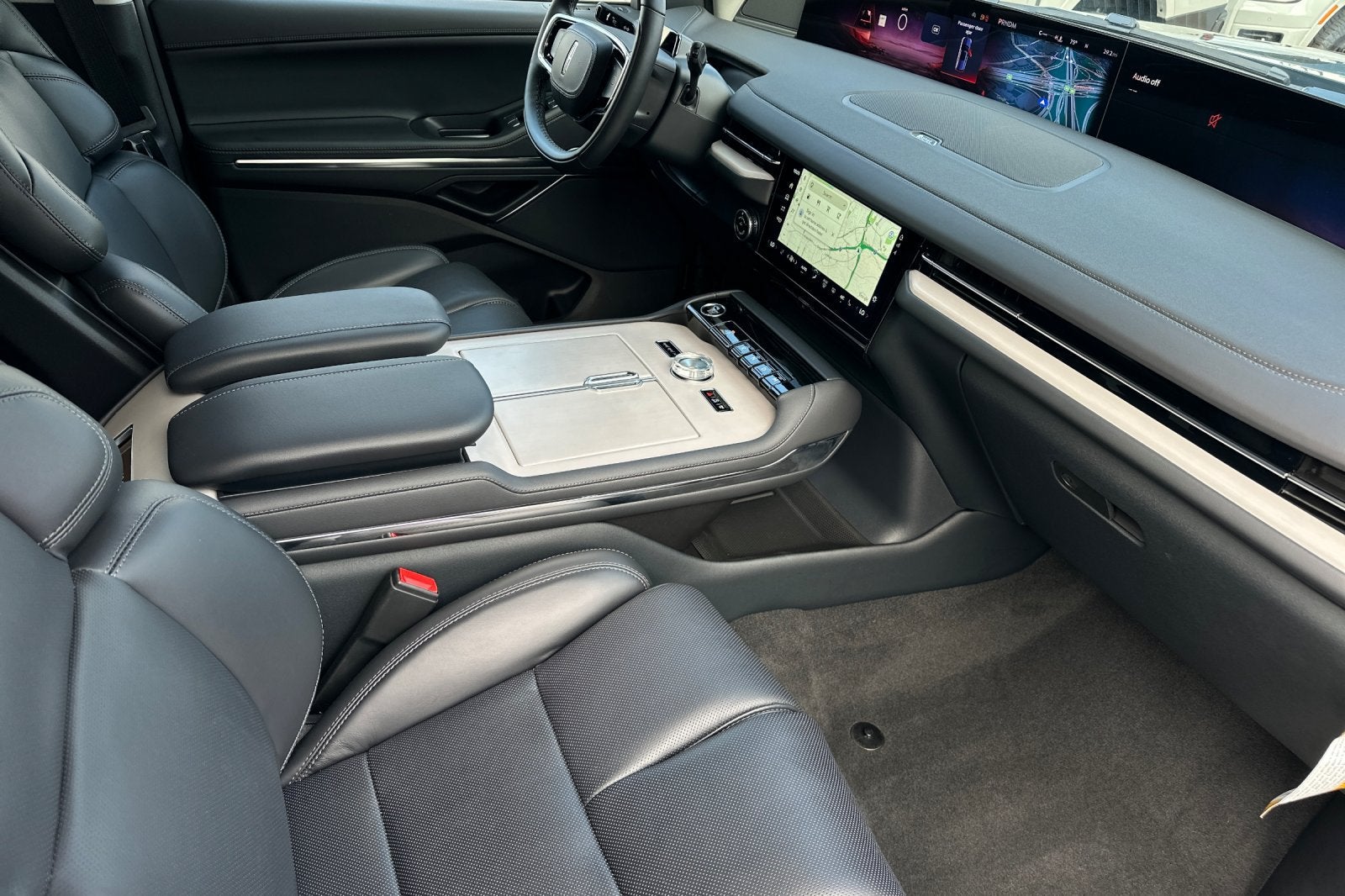 2027 Lincoln Navigator L Premiere