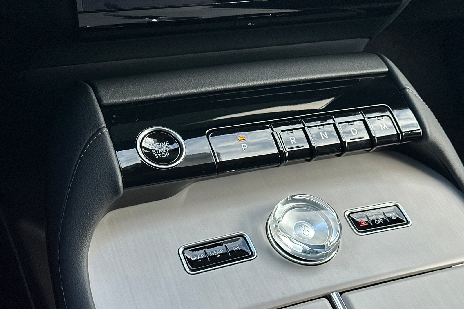 2027 Lincoln Navigator L Premiere