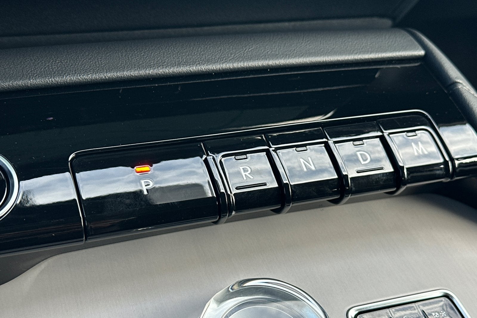 2027 Lincoln Navigator L Premiere