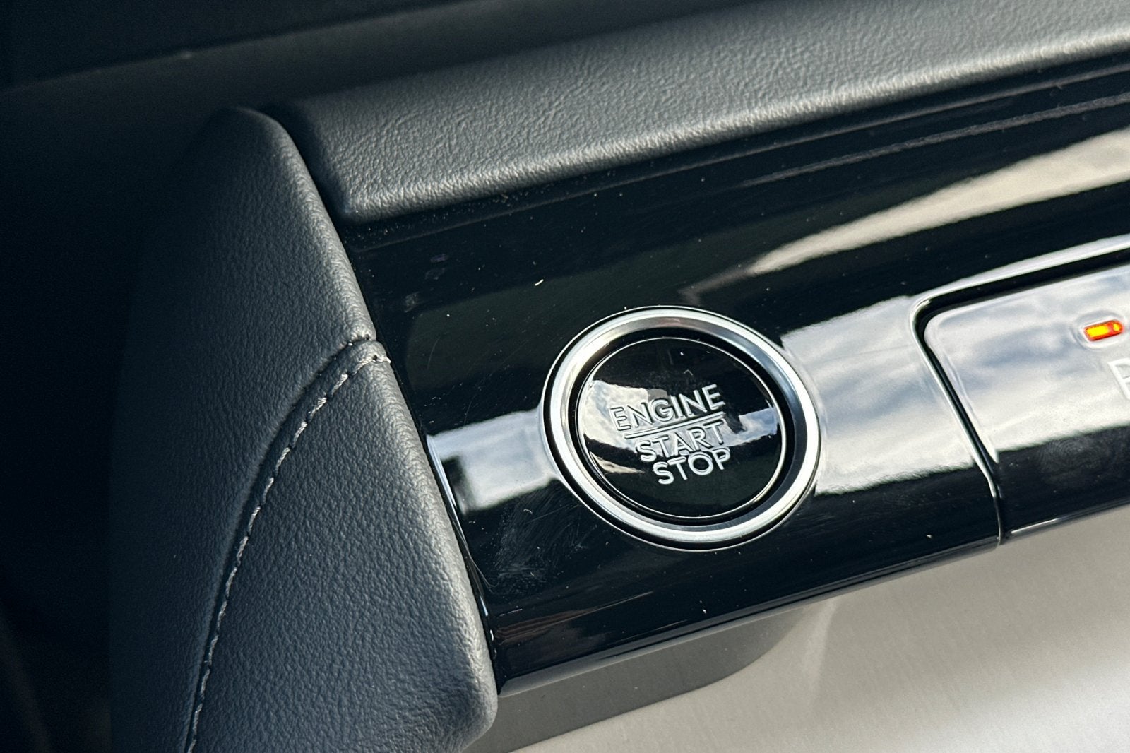 2027 Lincoln Navigator L Premiere