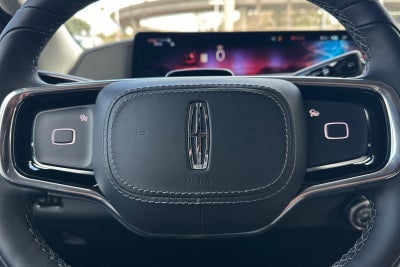 2027 Lincoln Navigator L Premiere