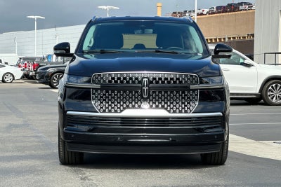 2027 Lincoln Navigator L Premiere
