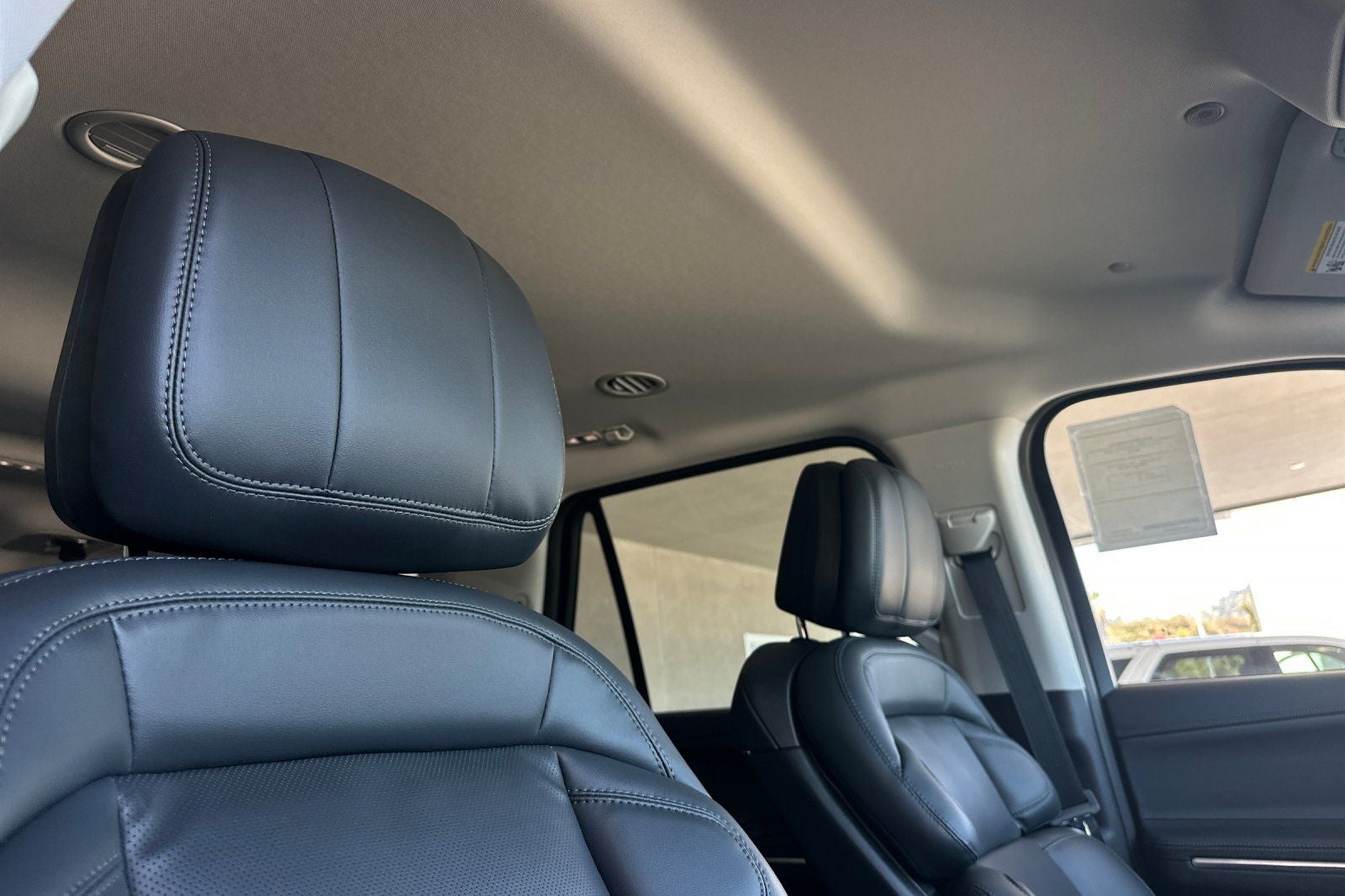 2026 Lincoln Navigator L Premiere
