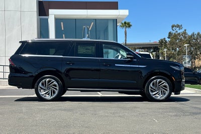 2026 Lincoln Navigator L Premiere