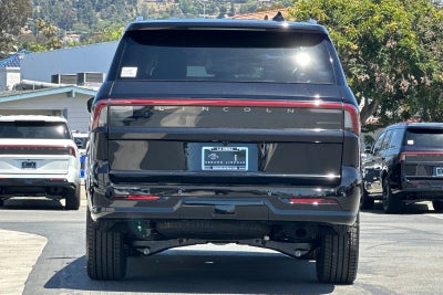 2026 Lincoln Navigator L Premiere