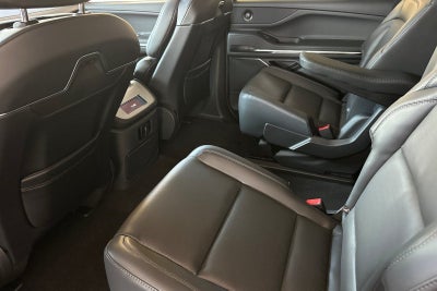 2027 Lincoln Navigator L Premiere