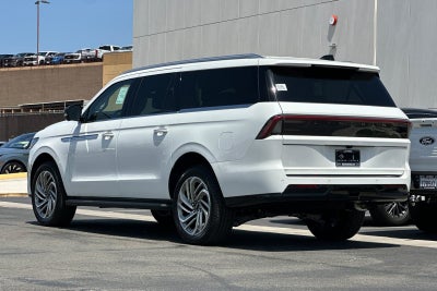 2027 Lincoln Navigator L Premiere
