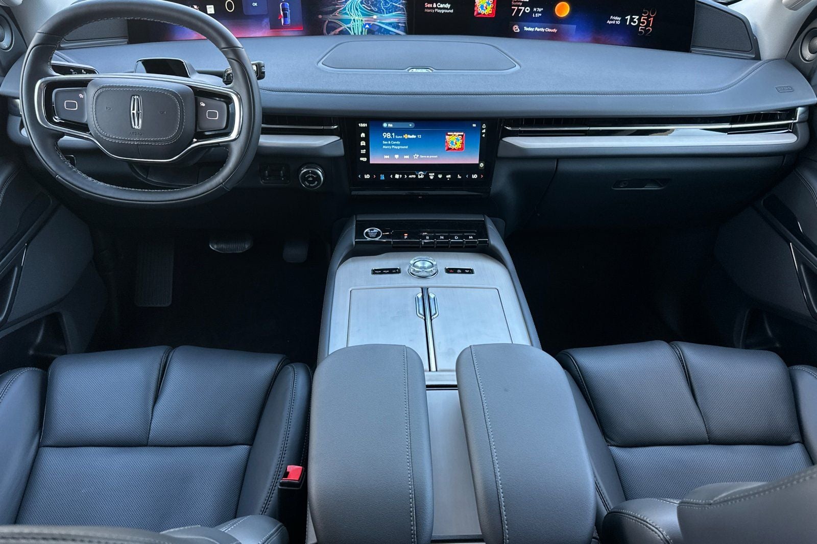 2026 Lincoln Navigator L Premiere