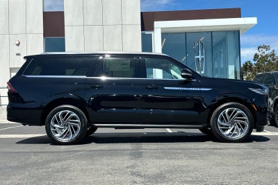 2026 Lincoln Navigator L Premiere