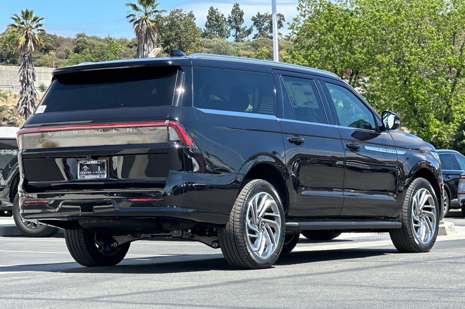 2026 Lincoln Navigator L Premiere