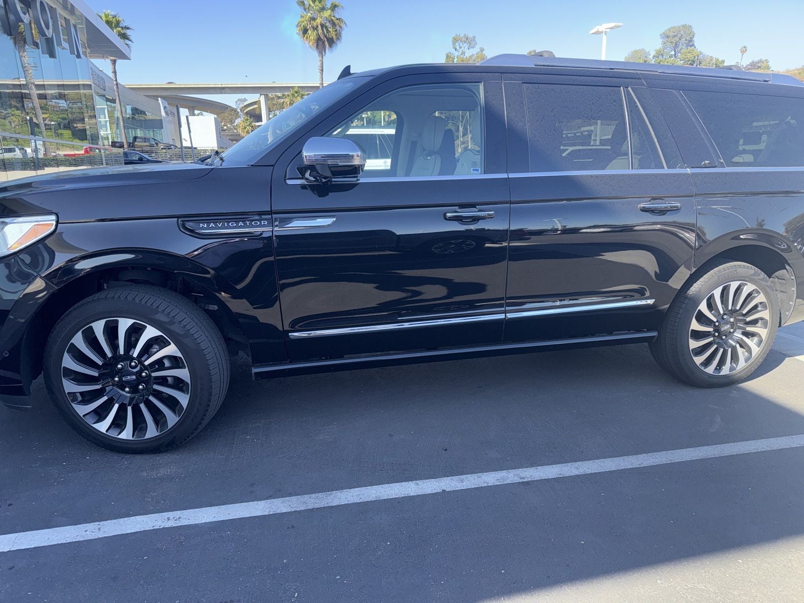 2023 Lincoln Navigator L Black Label