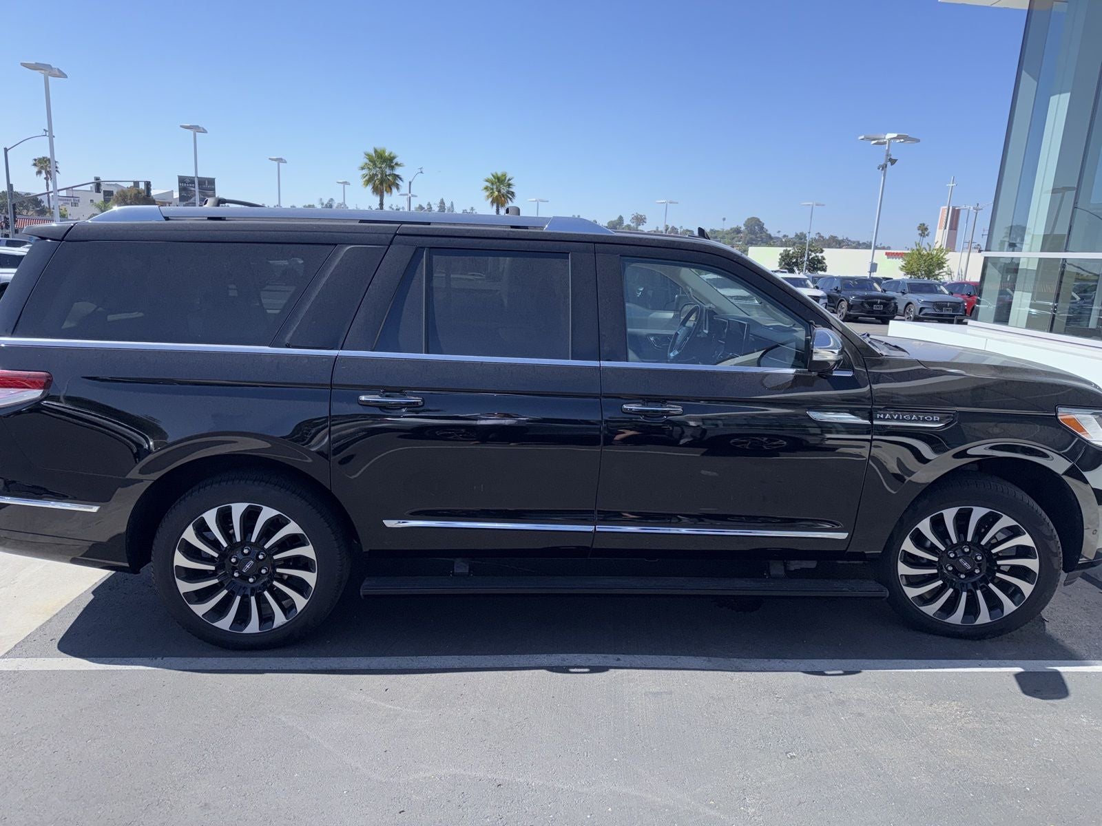 2023 Lincoln Navigator L Black Label