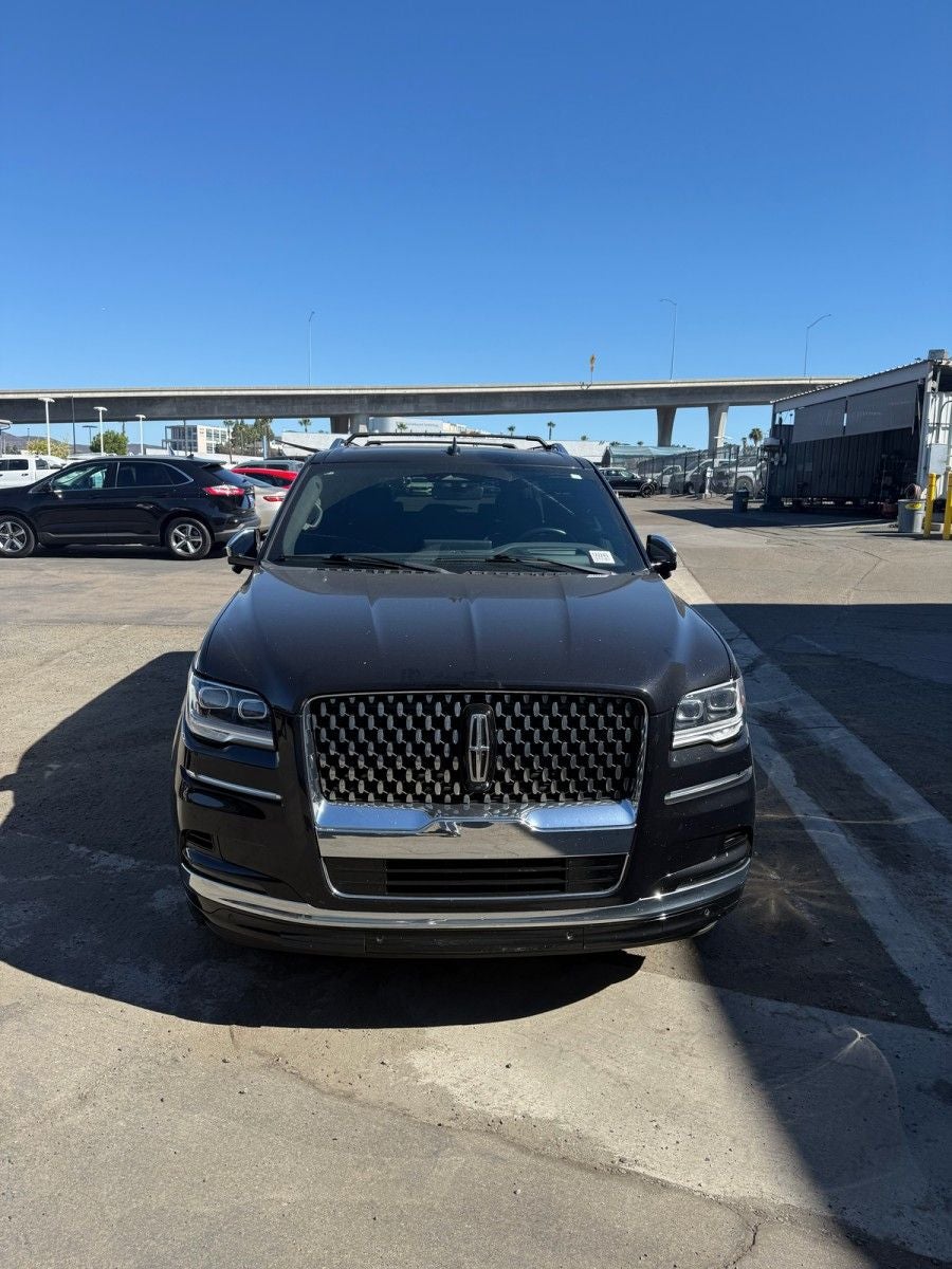 2023 Lincoln Navigator L Black Label