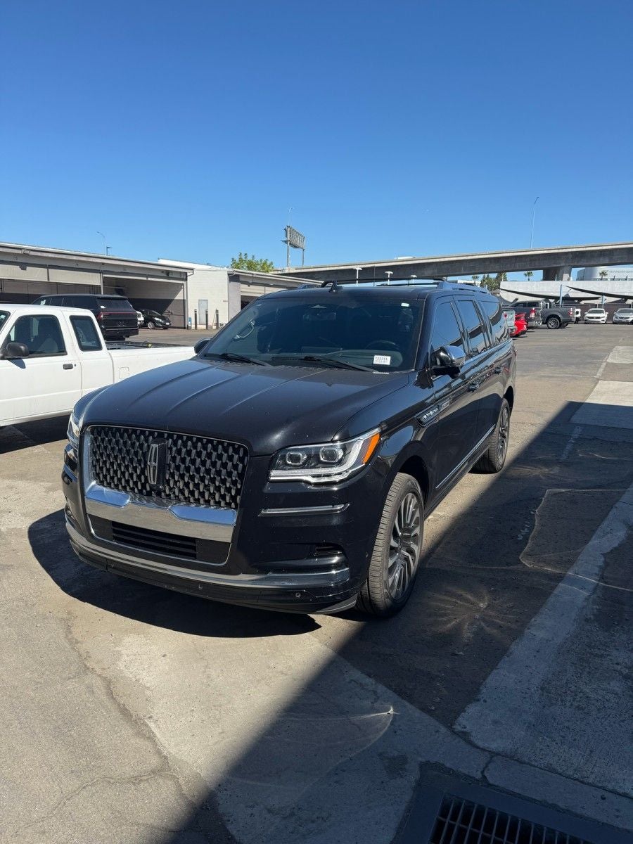 2023 Lincoln Navigator L Black Label