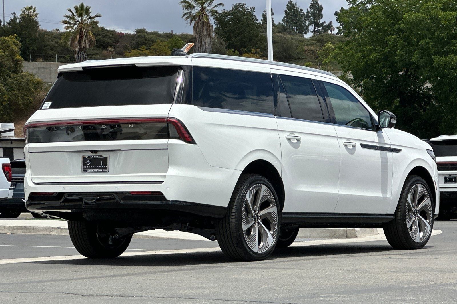 2026 Lincoln Navigator L Black Label