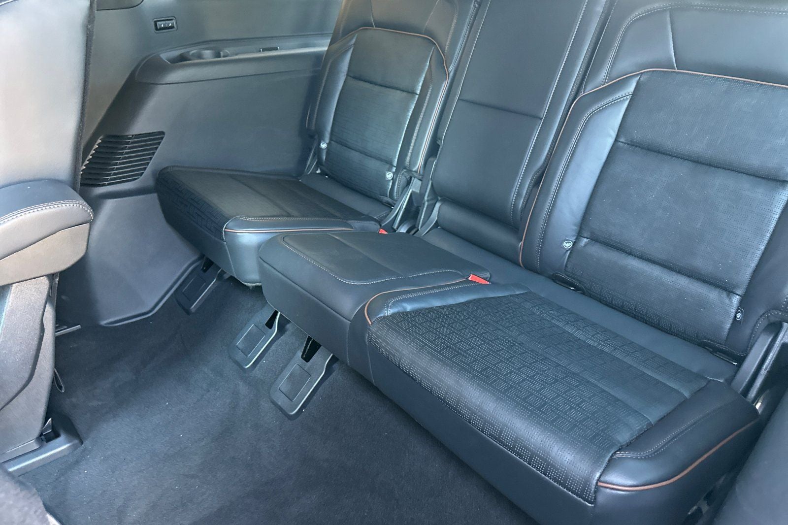 2027 Lincoln Navigator L Black Label
