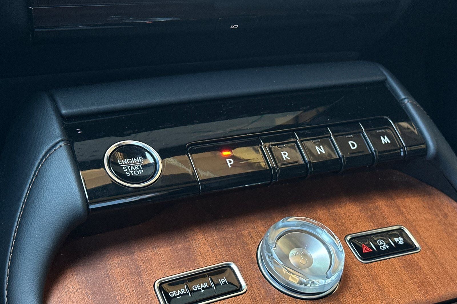 2027 Lincoln Navigator L Black Label