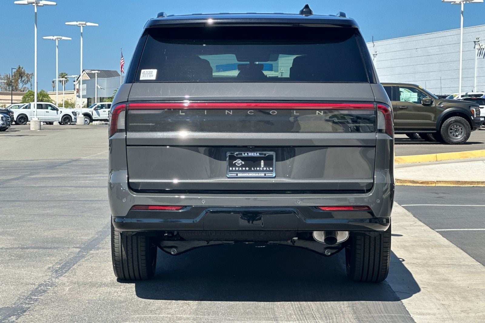 2027 Lincoln Navigator L Black Label
