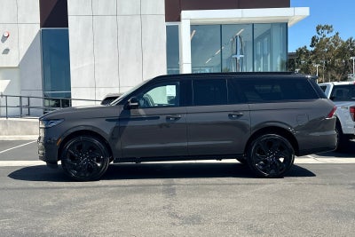 2027 Lincoln Navigator L Black Label