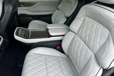 2026 Lincoln Navigator L Black Label