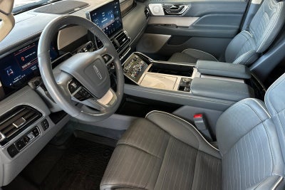 2023 Lincoln Navigator L Black Label