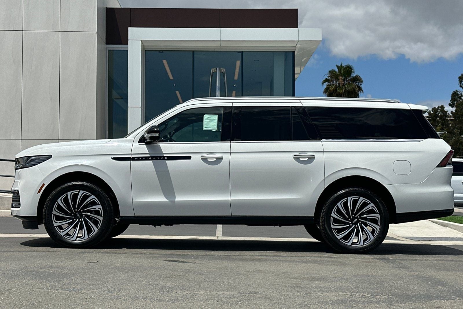 2026 Lincoln Navigator L Black Label