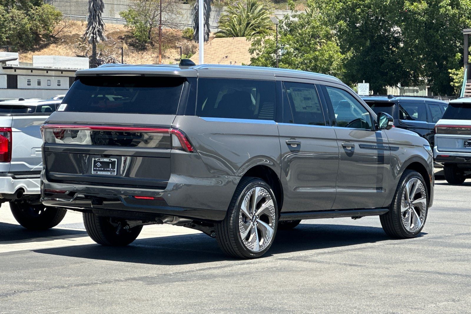 2026 Lincoln Navigator L Black Label