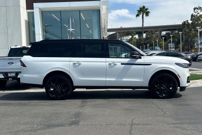 2027 Lincoln Navigator L Black Label