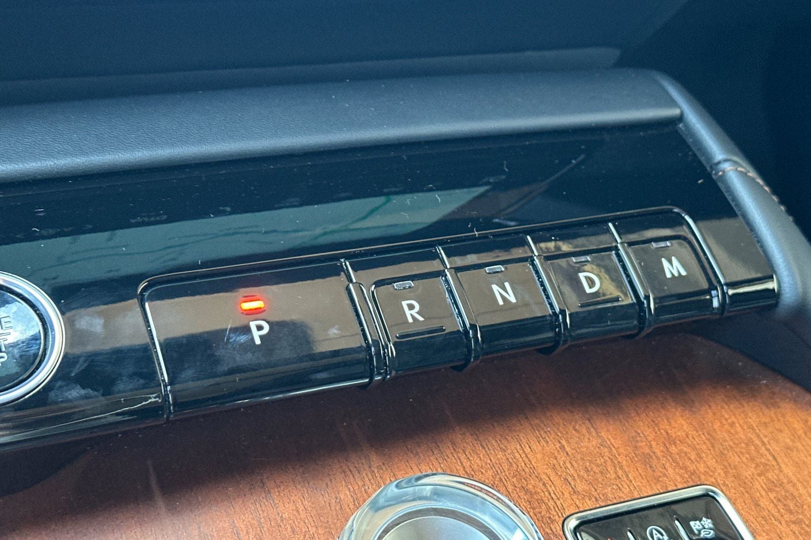 2027 Lincoln Navigator L Black Label