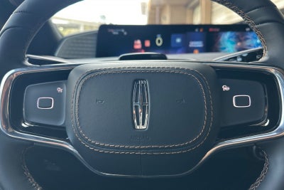 2027 Lincoln Navigator L Black Label