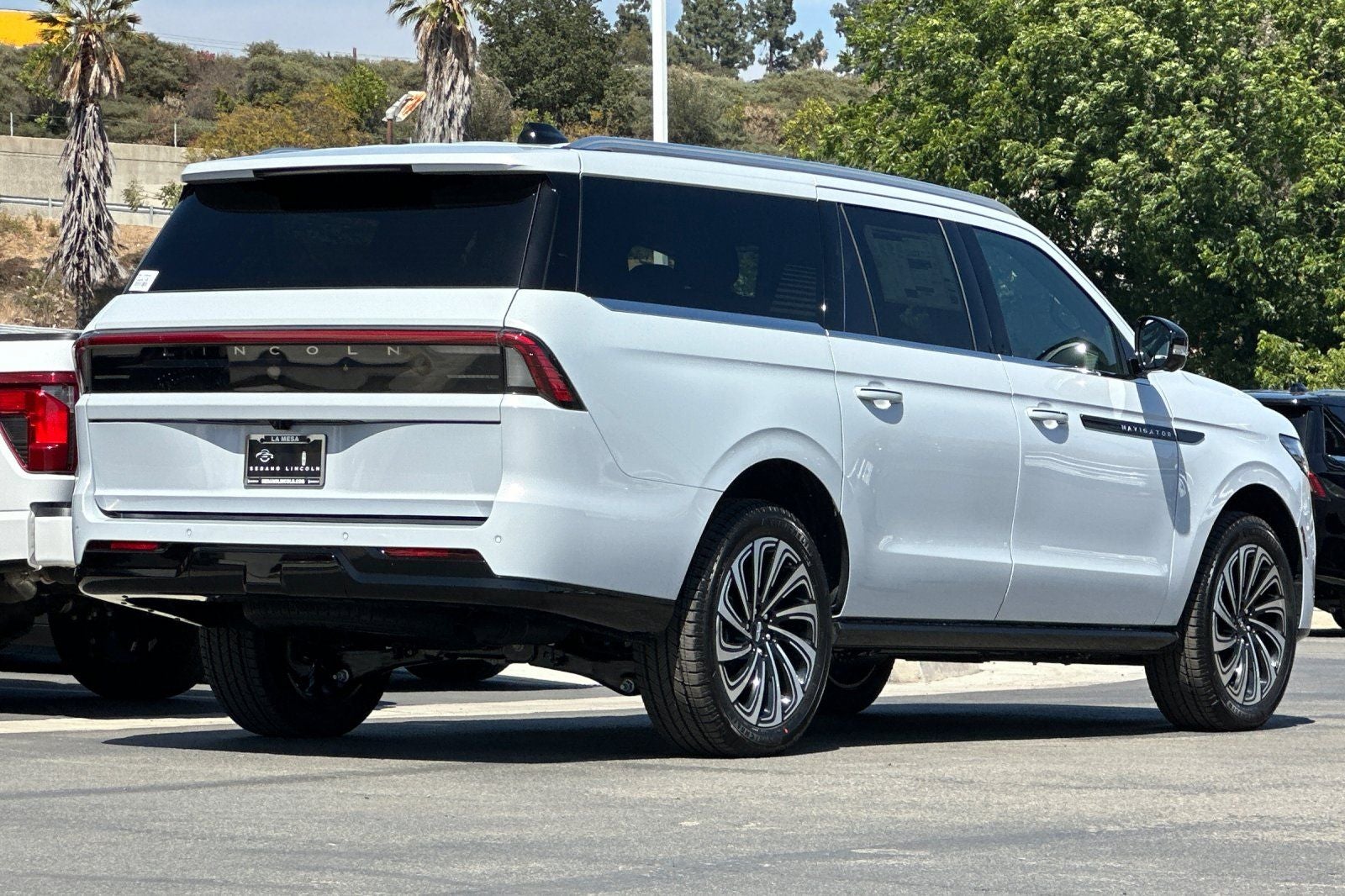 2026 Lincoln Navigator L Black Label