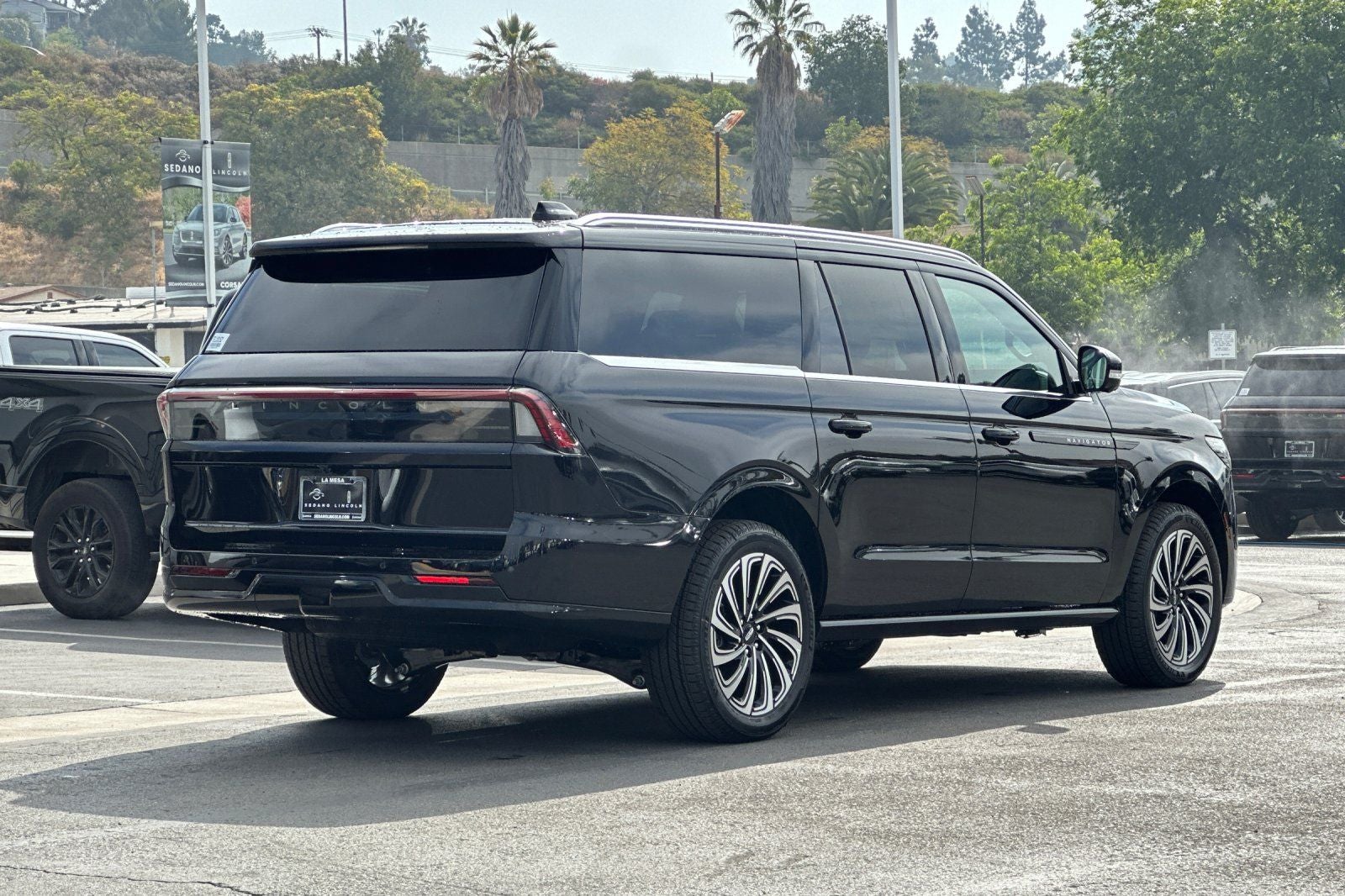 2026 Lincoln Navigator L Black Label
