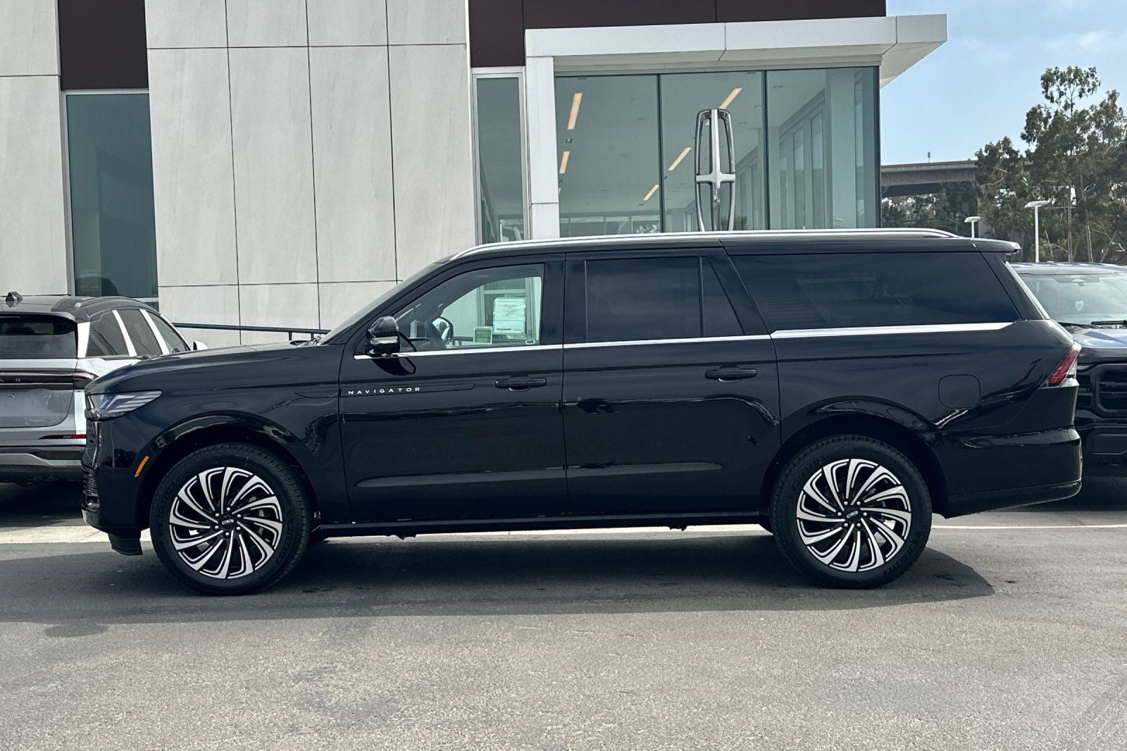 2026 Lincoln Navigator L Black Label