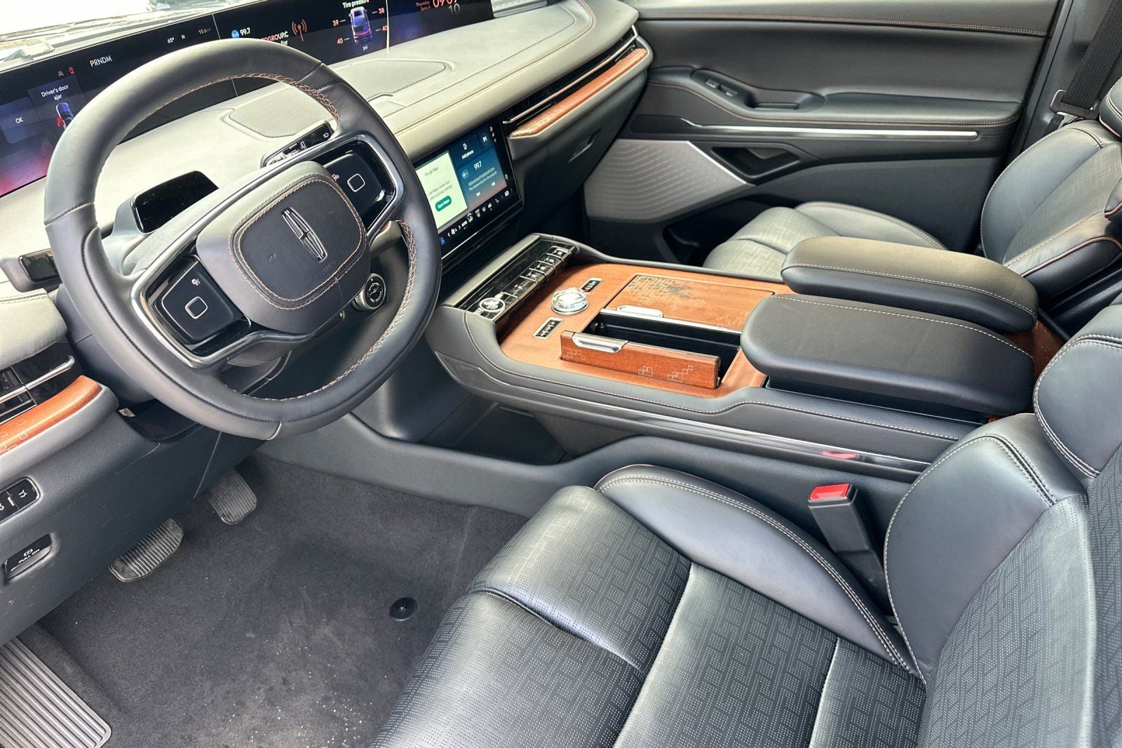 2026 Lincoln Navigator L Black Label